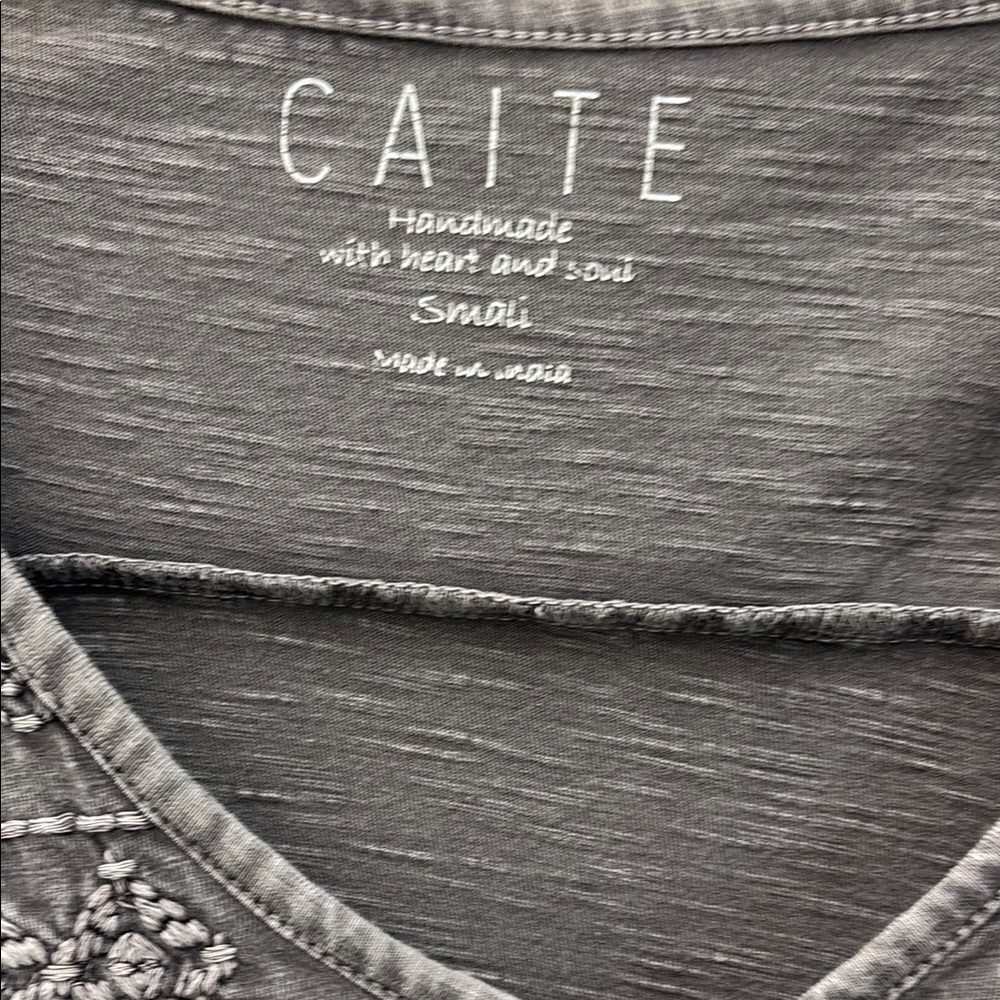 Gray Boho Embellished Blouse - Picture 4 of 6